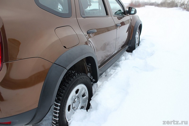 Расширители колесных арок для Renault Duster